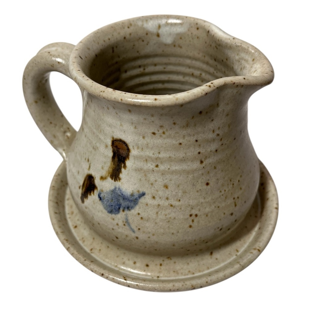 POTTERY GRAVY Bowl or syrup server with Blue Floral Accent and drip tray